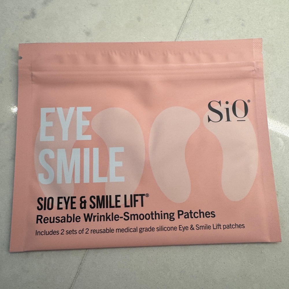 SiO Eye & Smile Lift Reusable Patches - Peach